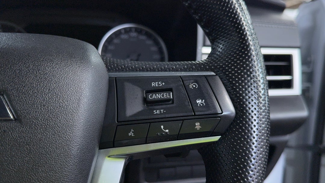 2023 Mitsubishi Outlander Ls Black Edition 7 Seat (2WD), Automatic, 24126 km, Cruise Control