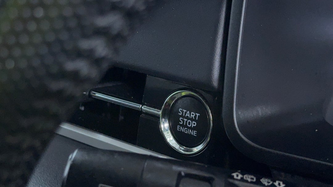 2023 Mitsubishi Outlander Ls Black Edition 7 Seat (2WD), Automatic, 24126 km, Keyless / Button Start