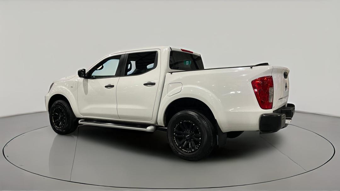 2022 Nissan Navara Sl (4x2), Manual, 37436 km, Left Back Diagonal (45- Degree) View