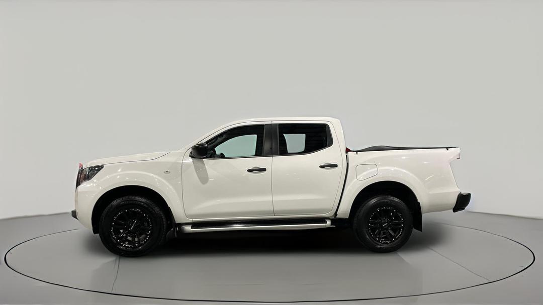 2022 Nissan Navara Sl (4x2), Manual, 37436 km, Left Side View