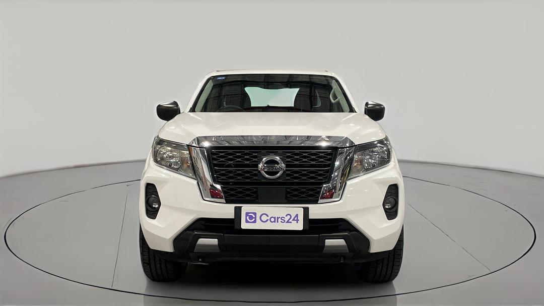 2022 Nissan Navara Sl (4x2), Manual, 37436 km, Front View