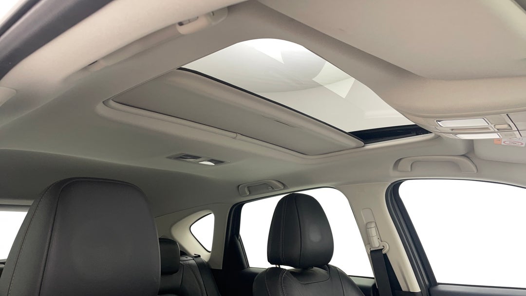Interior Sunroof/Moonroof