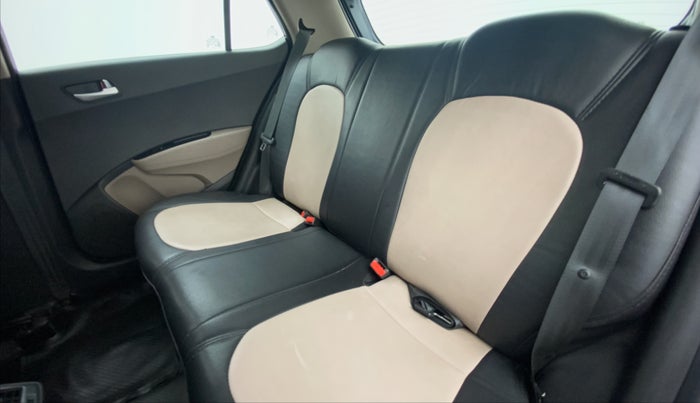 2015 Hyundai Grand i10 SPORTZ 1.2 KAPPA VTVT, Petrol, Manual, 31,123 km, Right Side Rear Door Cabin