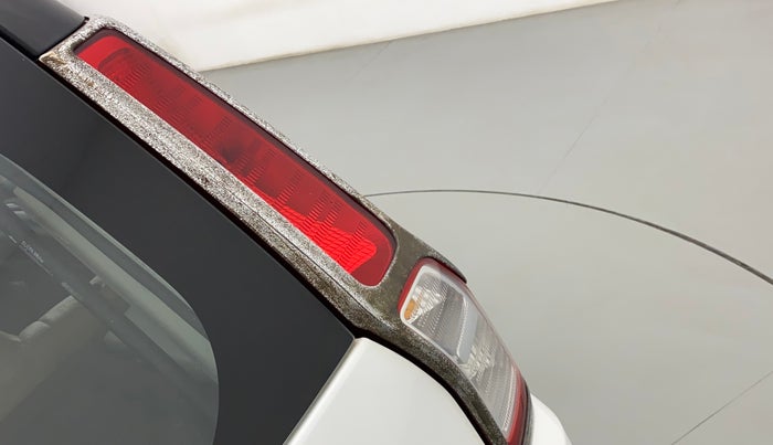 2019 Maruti New Wagon-R VXI 1.2, Petrol, Manual, 57,486 km, Right tail light - Chrome has minor damage