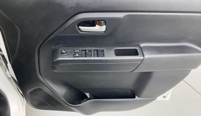 2019 Maruti New Wagon-R VXI 1.2, Petrol, Manual, 57,486 km, Driver Side Door Panels Control