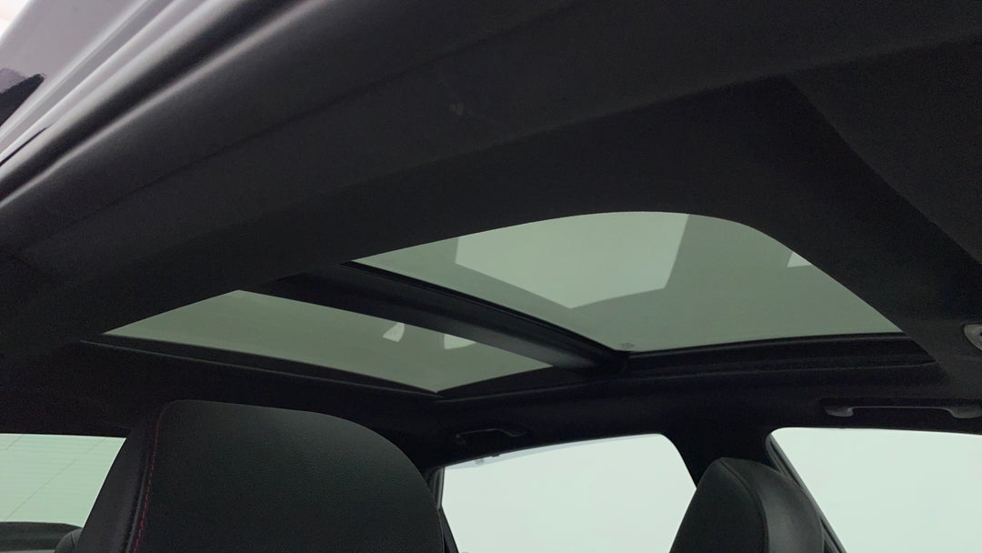 Interior Sunroof/Moonroof