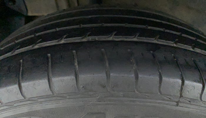 2019 Tata NEXON XT 1.2, Petrol, Manual, 25,080 km, Right Rear Tyre Tread