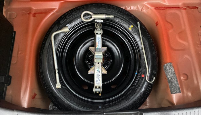 2017 Maruti IGNIS ZETA 1.2 K12 DUAL TONE, Petrol, Manual, 52,680 km, Spare Tyre