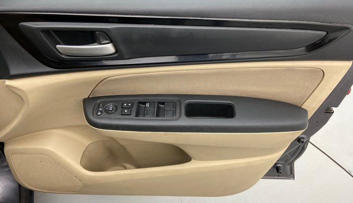 2019 Honda Amaze 1.2L I-VTEC V, Petrol, Manual, 58,789 km, Driver Side Door Panels Control
