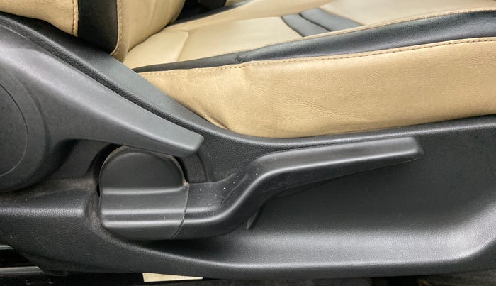 2019 Honda Amaze 1.2L I-VTEC V, Petrol, Manual, 58,789 km, Driver Side Adjustment Panel