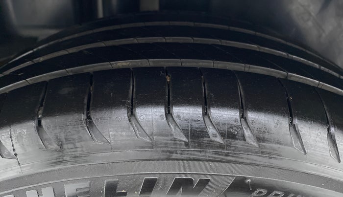 2019 Maruti Ciaz ALPHA 1.3 DDIS SHVS, Diesel, Manual, 62,410 km, Right Rear Tyre Tread