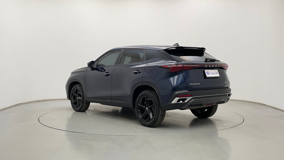 Left Back Diagonal (45- Degree) View