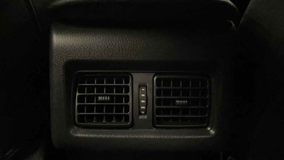 Rear A/C Vent