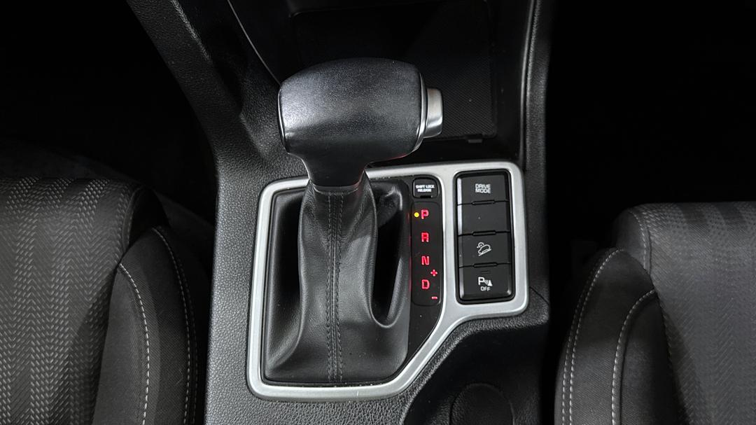 2020 Kia Sportage S (FWD), Automatic, 94547 km, Gear Lever 