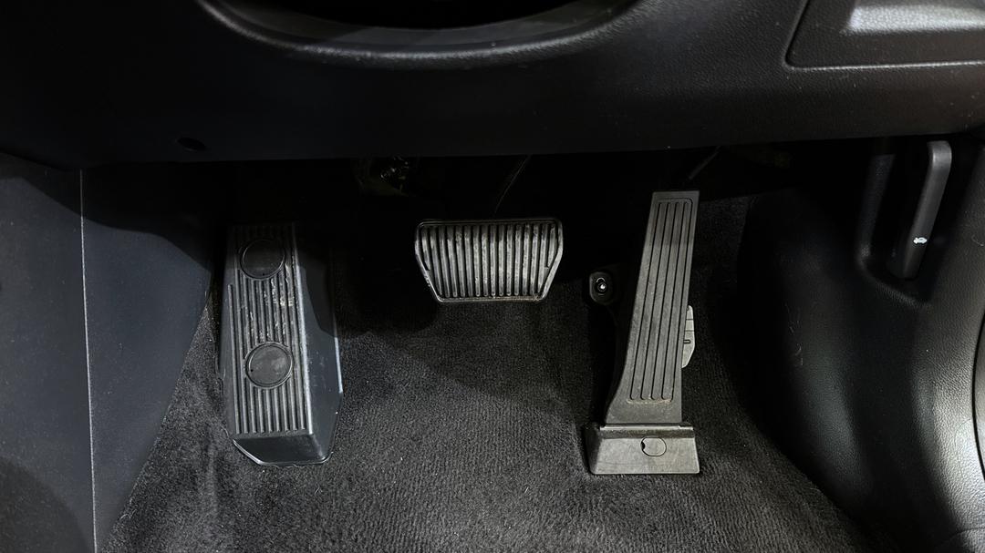 2020 Kia Sportage S (FWD), Automatic, 94547 km, Pedals and Footmat