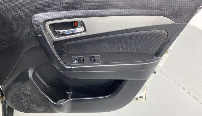 2019 Maruti Vitara Brezza ZDI, Diesel, Manual, 53,127 km, Driver Side Door Panels Control