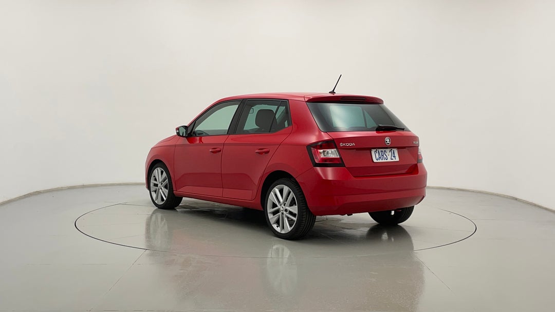 Left Back Diagonal (45- Degree) View