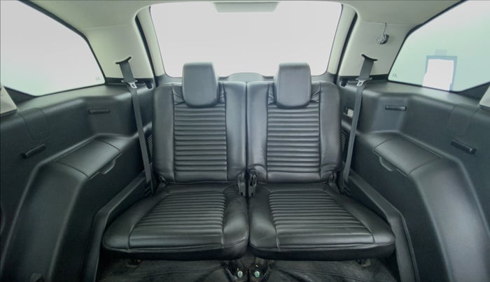 2018 Tata Hexa Varicor 320 XE, Diesel, Manual, 34,213 km, Third Seat Row ( optional )