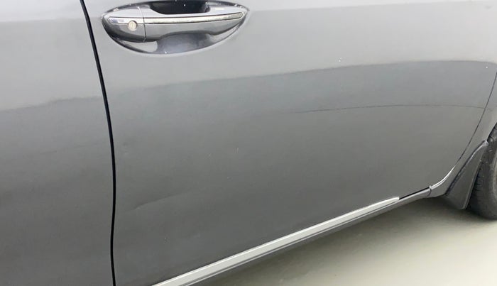 2015 Toyota Corolla Altis VL CVT PETROL, Petrol, Automatic, 51,236 km, Driver-side door - Slightly dented