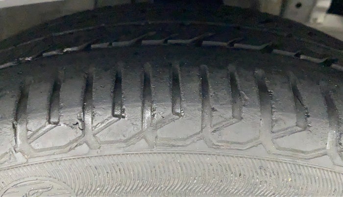 2011 Honda Jazz 1.2L I-VTEC BASE, Petrol, Manual, 77,919 km, Right Front Tyre Tread