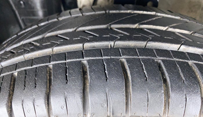 2014 Nissan Micra XE DIESEL, Diesel, Manual, 64,474 km, Left Front Tyre Tread
