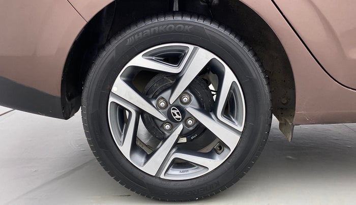 2020 Hyundai AURA SX 1.2 (O), Petrol, Manual, 30,313 km, Right Rear Wheel