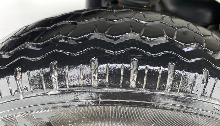 2019 Maruti Eeco 5 STR WITH AC PLUSHTR, Petrol, Manual, 9,406 km, Right Rear Tyre Tread