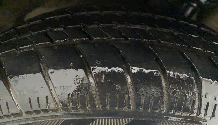2015 Maruti Celerio ZXI, Petrol, Manual, 20,240 km, Right Rear Tyre Tread