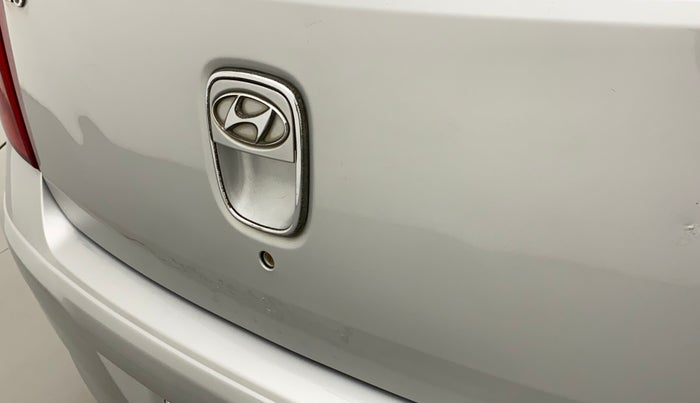 2015 Hyundai i10 SPORTZ 1.1, Petrol, Manual, 27,618 km, Dicky (Boot door) - Slightly dented