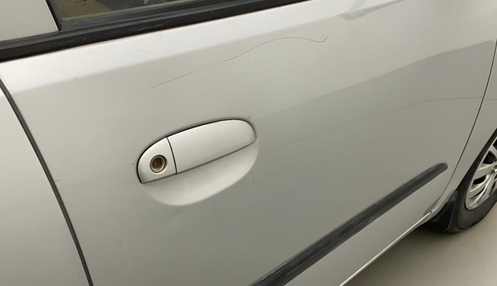 2015 Hyundai i10 SPORTZ 1.1, Petrol, Manual, 27,618 km, Driver-side door - Minor scratches