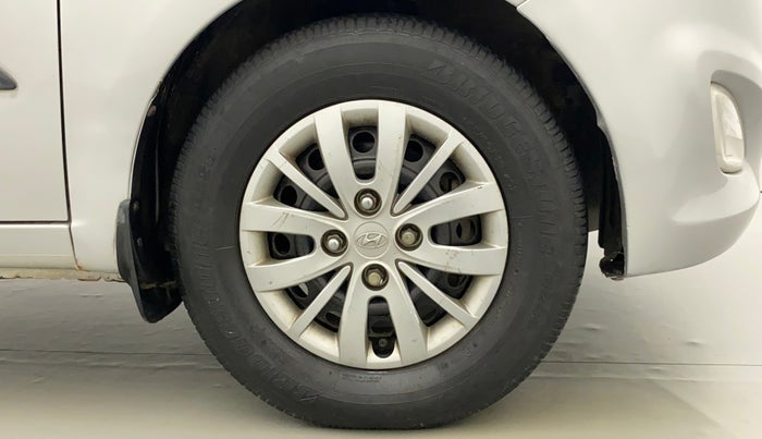 2015 Hyundai i10 SPORTZ 1.1, Petrol, Manual, 27,618 km, Right Front Wheel