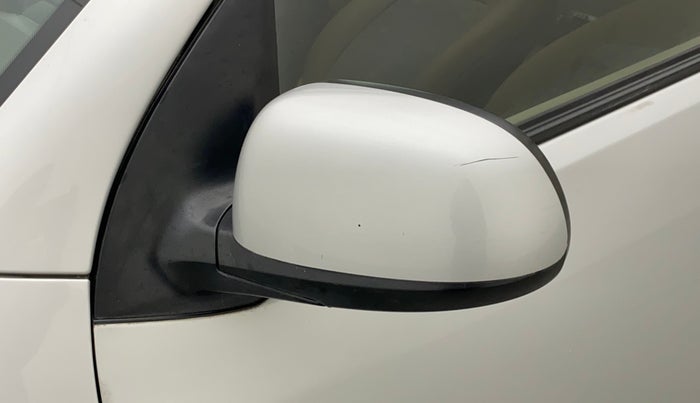 2015 Hyundai i10 SPORTZ 1.1, Petrol, Manual, 27,618 km, Left rear-view mirror - Minor scratches