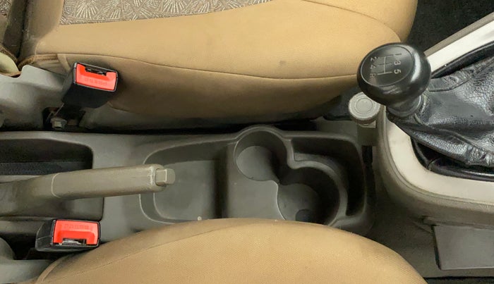 2015 Hyundai i10 SPORTZ 1.1, Petrol, Manual, 27,618 km, Gear Lever