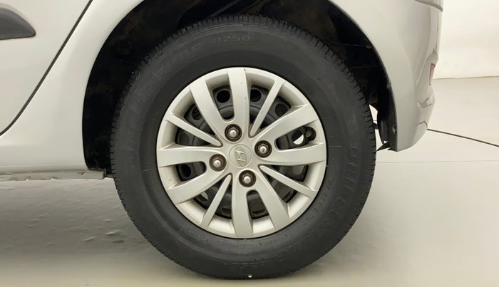 2015 Hyundai i10 SPORTZ 1.1, Petrol, Manual, 27,618 km, Left Rear Wheel