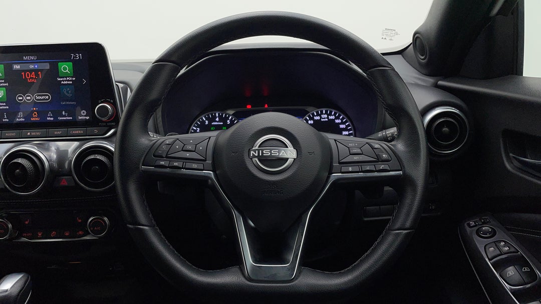 2023 Nissan Juke St-l, Automatic, 13565 km, Steering Wheel Close-up
