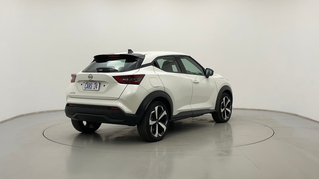 2023 Nissan Juke St-l, Automatic, 13565 km, Right Back Diagonal (45- Degree) View