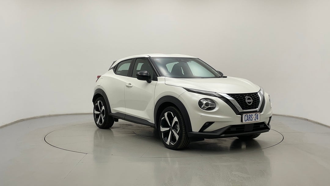 2023 Nissan Juke St-l, Automatic, 13565 km, Right Front Diagonal (45- Degree) View