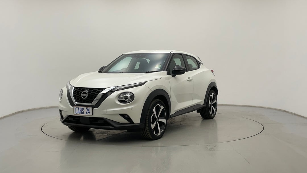 2023 Nissan Juke St-l, Automatic, 13565 km, Left Front Diagonal (45- Degree) View