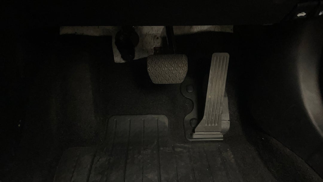 Pedals and Footmat