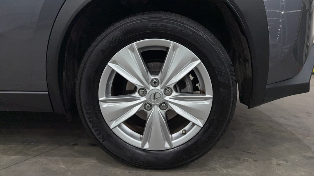 2019 Lexus Ux200 Luxury, Automatic, 91131 km, Left Rear Wheel