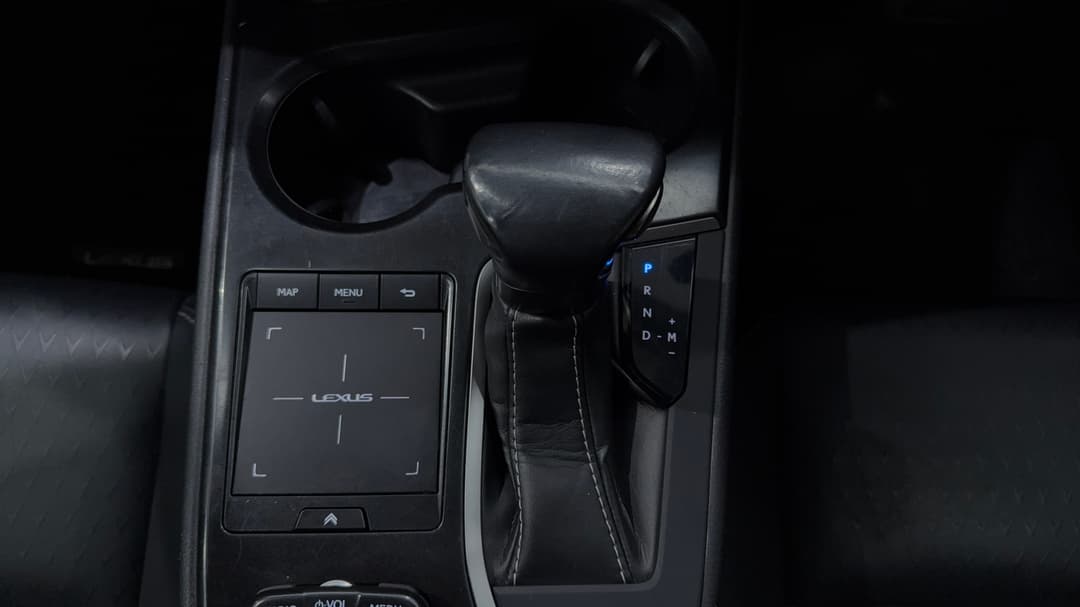 2019 Lexus Ux200 Luxury, Automatic, 91131 km, Gear Lever 