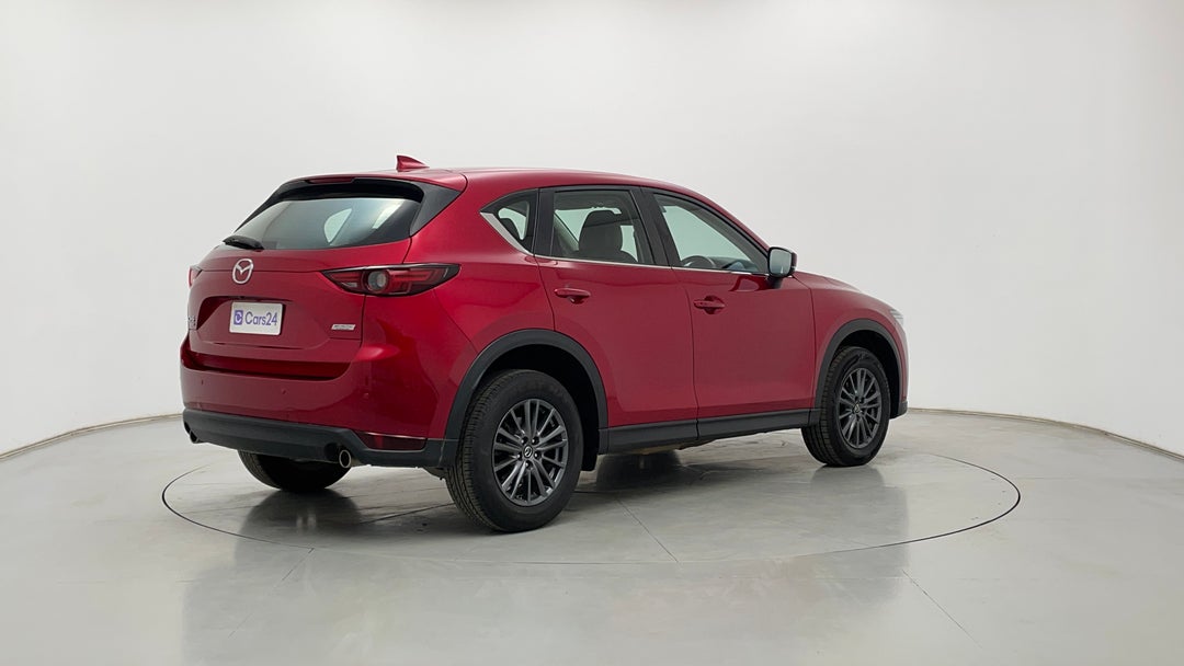 Right Back Diagonal (45- Degree) View