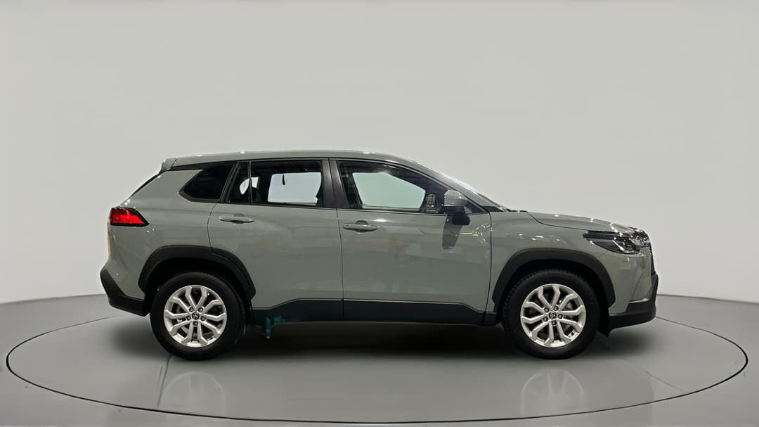 2024 Toyota Corolla Cross Gx 2WD, Automatic, 21405 km, Right Side View