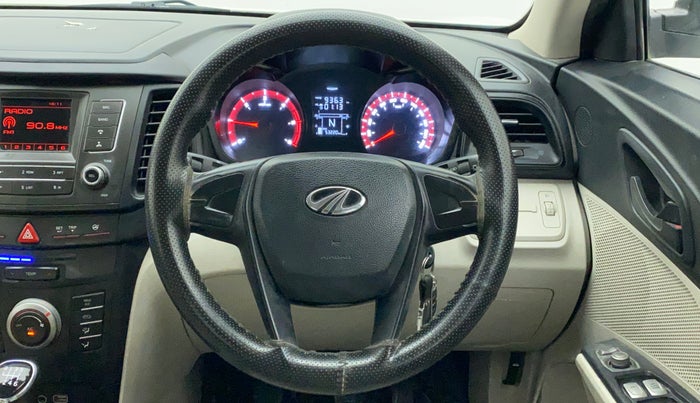 2019 Mahindra XUV300 1.5 W4 MT, Diesel, Manual, 53,218 km, Steering Wheel Close Up