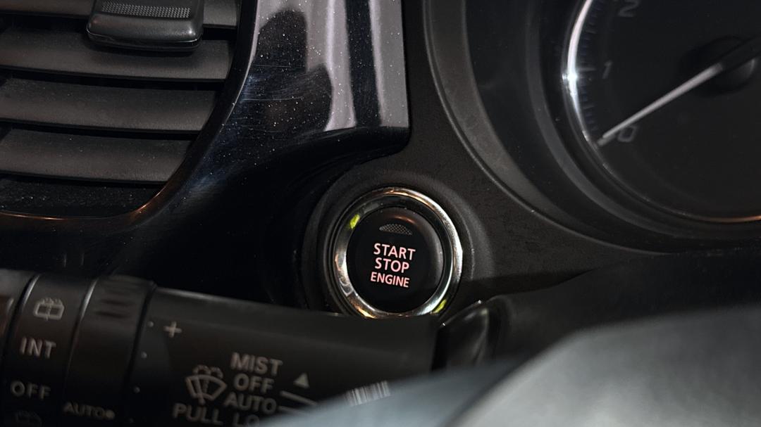 2021 Mitsubishi Outlander Black Edition 7 Seat (2WD), Automatic, 50194 km, Keyless / Button Start