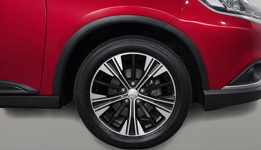 2021 Mitsubishi Outlander Black Edition 7 Seat (2WD), Automatic, 50194 km, Right Front Wheel