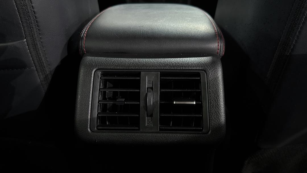 2021 Mitsubishi Outlander Black Edition 7 Seat (2WD), Automatic, 50194 km, Rear A/C Vent