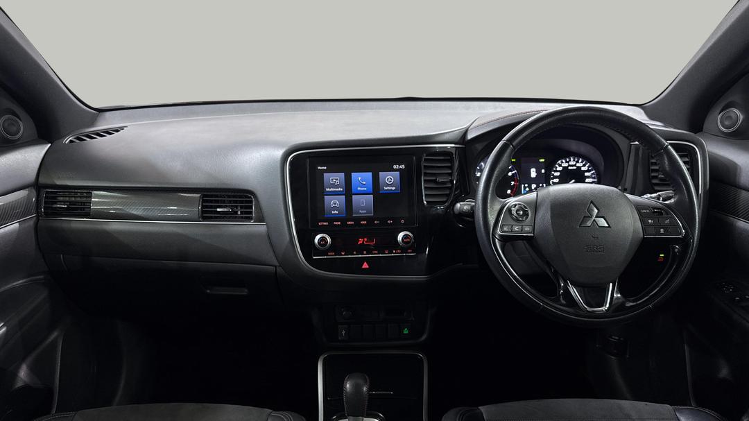 2021 Mitsubishi Outlander Black Edition 7 Seat (2WD), Automatic, 50194 km, Dashboard View