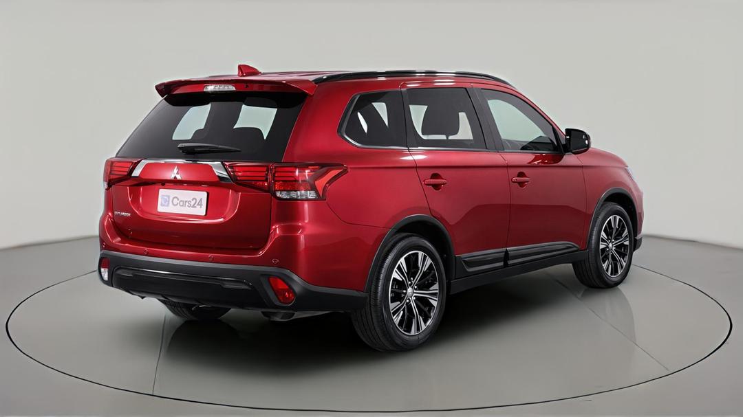 2021 Mitsubishi Outlander Black Edition 7 Seat (2WD), Automatic, 50194 km, Right Back Diagonal (45- Degree) View