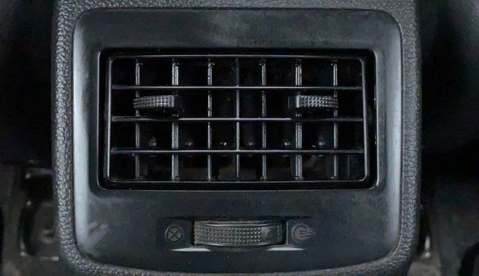 2015 Hyundai Grand i10 SPORTZ 1.2 KAPPA VTVT, Petrol, Manual, 57,448 km, Rear AC Vents